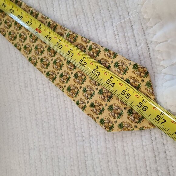 Salvatore Ferragamo Men's Silk Tie Yellow Pineapple Print Made In Italy - Picture 8 of 9
